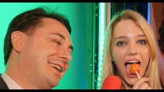Kenna James licks a lollipop for Andrea Diprè