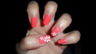 Tutorial nail art semplice fiori bianchi su unghie corallo-Simple white flowers on coral nails