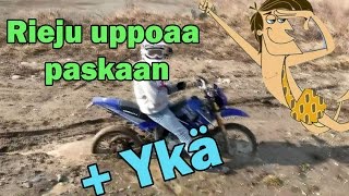 Rieju uppoaa paskaan + Ykä ottaa valokuvia