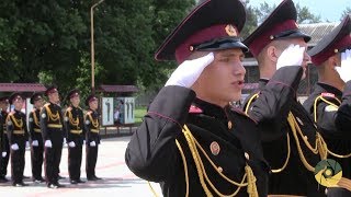 Луганський військовий ліцей: втікачі або герої?