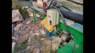 Hydrauliczna łuparka do drewna/Hydraulic log splitter