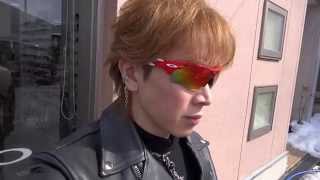 GOODMAN OAKLEY RADARLOCK用ポリカ偏光調光・限定レッドミラーレンズの実際の色の変化