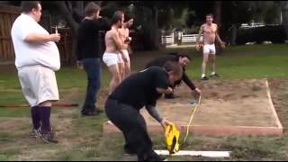 Jackass 3D- Прыжки после клизмы, на Русском , Jumping after the enema