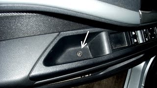 Lada Vesta.  Снятие водительской дверной карты
