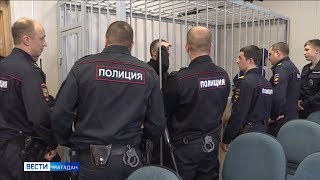 38 лет на четверых за вымогательство денег и промышленного золота