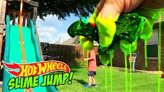 Hot Wheels Cars SLIME Jump Challenge for Shark Week - Hot Wheels Stunt by KidCity