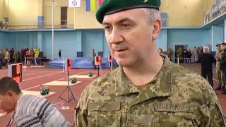 Пограничники состязались в толкании гирь