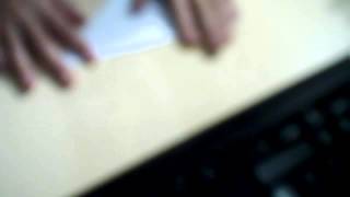 Origami:fata unui cine din hirtie