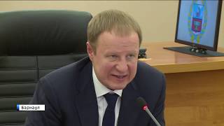 Алтайских чиновников раскритиковали за плохую уборку снега