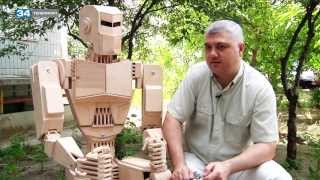 Деревянный робот в программе «ЛЮДИ»