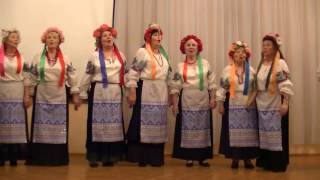 Снова цветут каштаны и... Ой, ходила дивчина бережком.