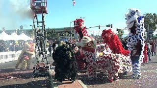 Đốt Pháo Mừng Xuân Trong Ngày Diễn Hành Tết Kỷ Hợi 2019 Tại Little Saigon