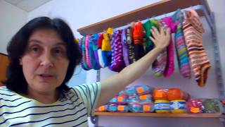 3. Вяжу одежки собаке и кошке. Давайте знакомиться