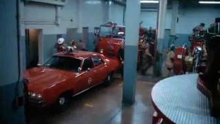 Nächtliche Alarmierung der Einheit 10 (LA County Fire Department)