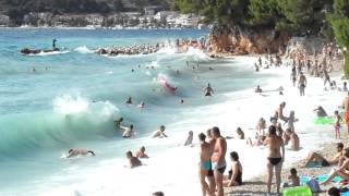 Chorvatsko 2012 , Podgora (vlny na pláži)