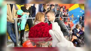 Болельщик Сокола делает предложение девушке