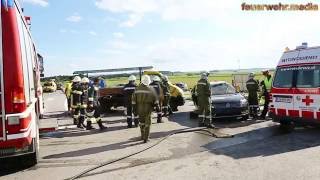 Unfall mit sechs Fahrzeugen - Menschenrettung auf der B37 bei Gföhl