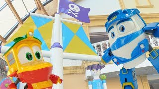 Мультики для детей. Роботы поезда в бассейне. Видео с игрушками.