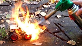 Эксперимент - Испытание огнём - Газовая горелка против Джипа из пластмассы