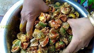 आम का अचार बनाने का ऐसा तरीका की तीन साल तक अचार ख़राब नहीं होंगे | Mango Pickle Recipe