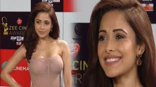 Nusrat Bharucha And Karthik Aryan At Zee Cine Awards 2018