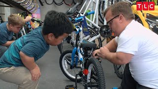 Watch The Johnstons Go Bicycle Shopping | 7 Little Johnstons