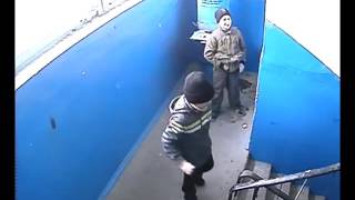 Заколдованный подъезд в котором хочеться срать