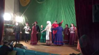 При долинушке