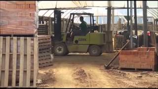 Processo de fabricação do tijolo de barro