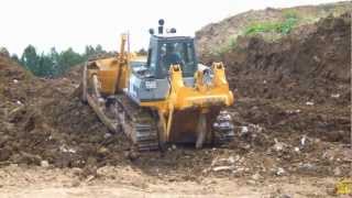 Техника  УМ-25. Бульдозер KOMATSU D155А