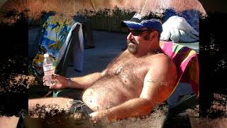Daddies & Bears #02 - Necklace Edition - Slideshow