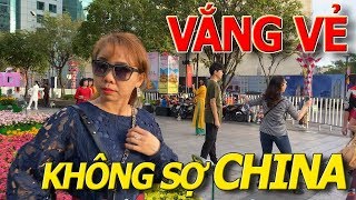 Sáng MÙNG 4 TẾT - Cận cảnh ĐƯỜNG HOA NGUYỄN HUỆ vắng vẻ không sợ C.O.RONA & người T.R.U.N.G QUỐC