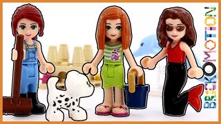 "Fun at the Beach" set as a LEGO Friends set - dollify