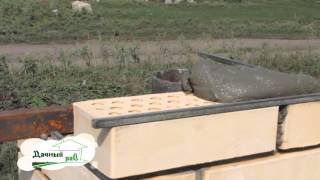 Кладка кирпичных столбов под расшивку