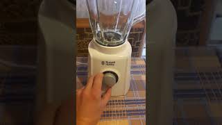 Бракований Блендер RUSSELL HOBBS 18995-56. (Придбано в Rozetka)