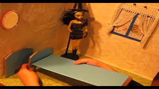 Видео для девочек/Как сделать домик для кукол/Комната Монстер Хай Кровать для кукол Поделки с детьми