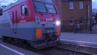 Смена электровоза ЭП1М-757 на ЭП2К-154 на станции Рязань-||