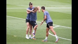 Funny Moments in Training ●  Messi, Neymar, C.Ronaldo, D.Alves, Isco