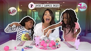 LOL Doll Surprise Game! Lil Sister vs Big Sister