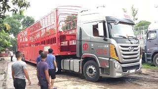 Đầu Kéo HYUNDAI TRAGO XCIENT 360 một cầu bản 2019