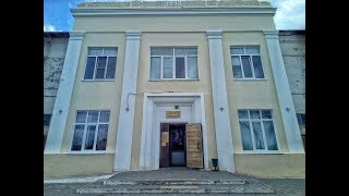 Фильм "БЕЛАЯ ШКОЛА : УРОКИ НА ЗАВТРА"