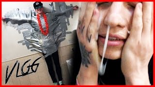 VLOG ● Скотчем к стене