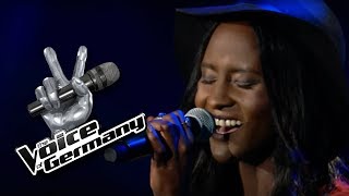 Hold On, We're Going Home - Drake | Laura Jane Fischer | The Voice of Germany 2016 | Blind Audition