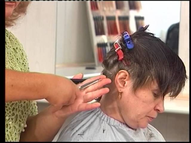 Деметриус стрижки обучение. Видео обучающее стрижкам. Классическая стрижка ножницами. Видео обучающее стрижкам. Короткая мужская стрижка ножницами.